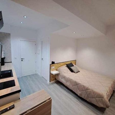 Acc Serrano 1 Aparcamiento Cercano Apartment Jaen Ngoại thất bức ảnh